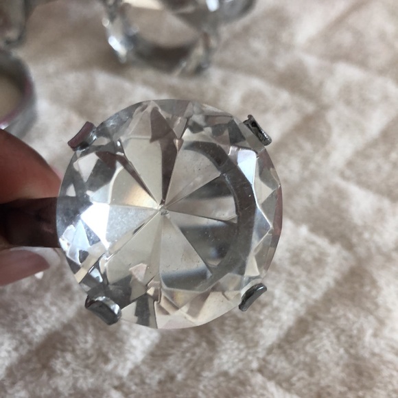 Diamond ring shape napkin holders - Picture 2 of 5